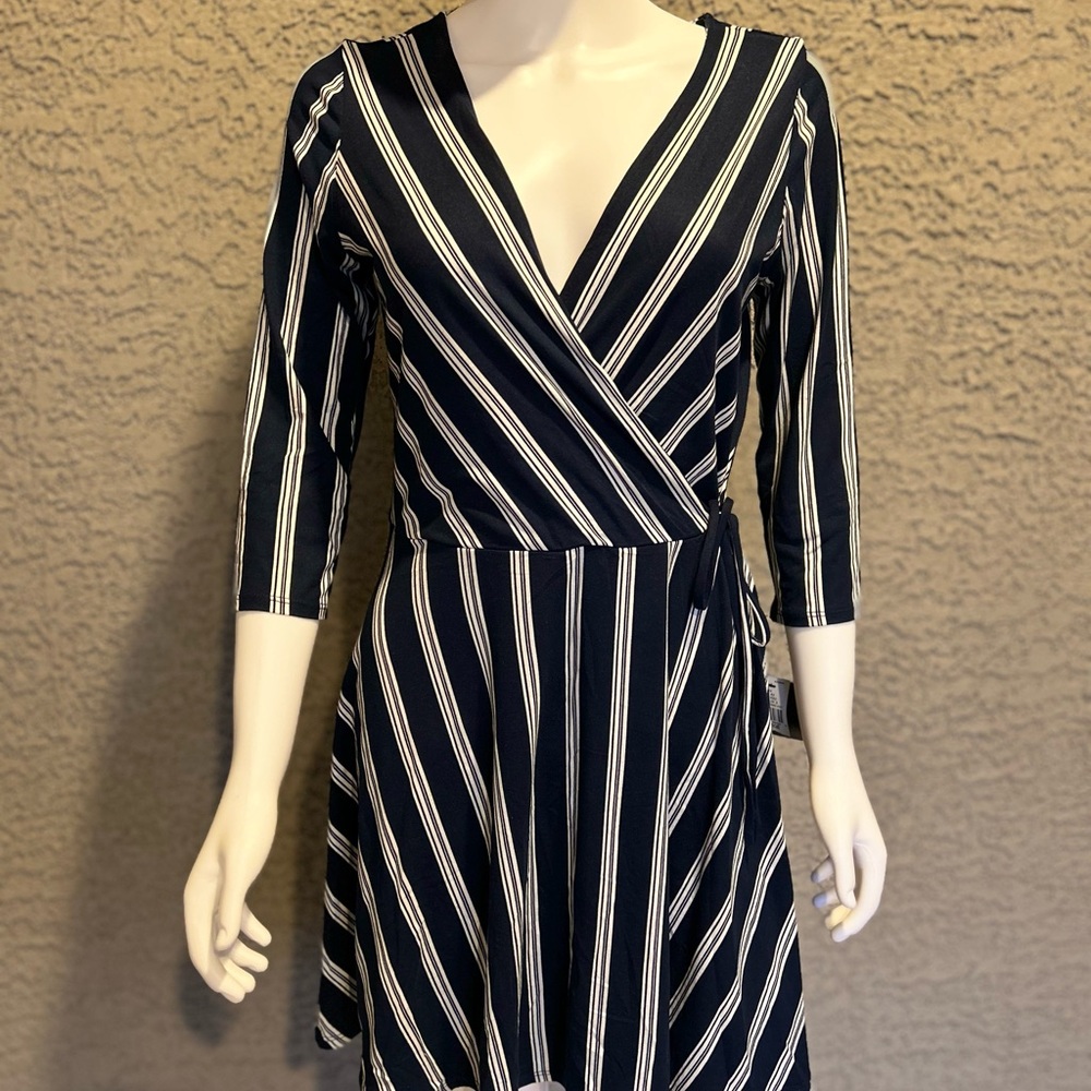 Iz Byer Navy and White Striped Long Sleeve Dress